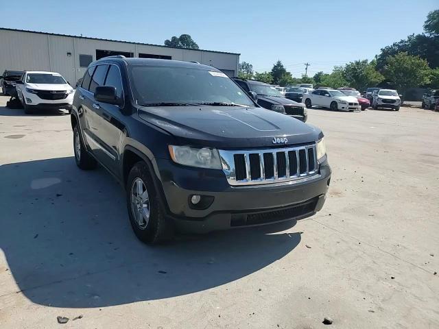 2011 Jeep Grand Cherokee Laredo VIN: 1J4RS4GGXBC588061 Lot: 53368964