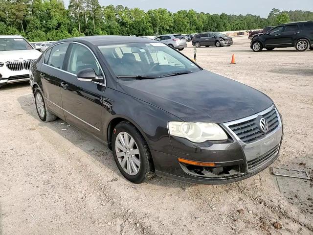 2008 Volkswagen Passat Turbo VIN: WVWJK73C78E240805 Lot: 53033254