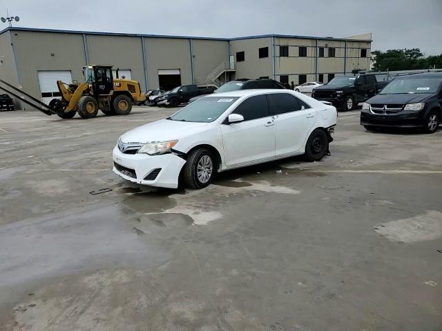 2014 Toyota Camry L VIN: 4T4BF1FK8ER403814 Lot: 64179594