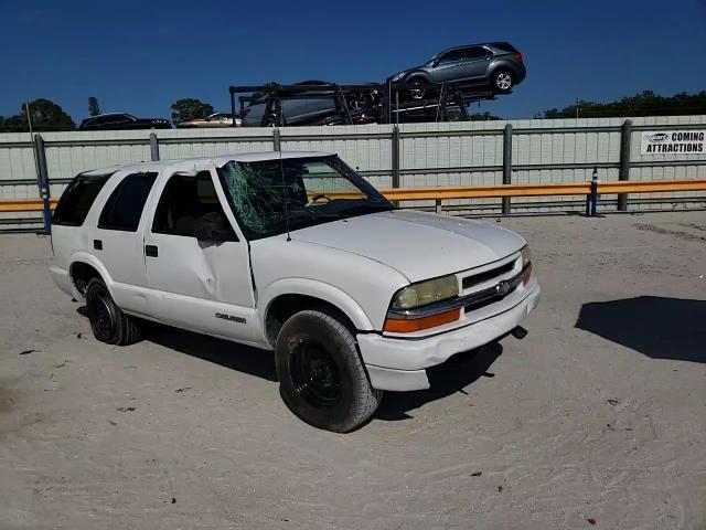 2004 Chevrolet Blazer VIN: 1GNCS13X64K155966 Lot: 53891204