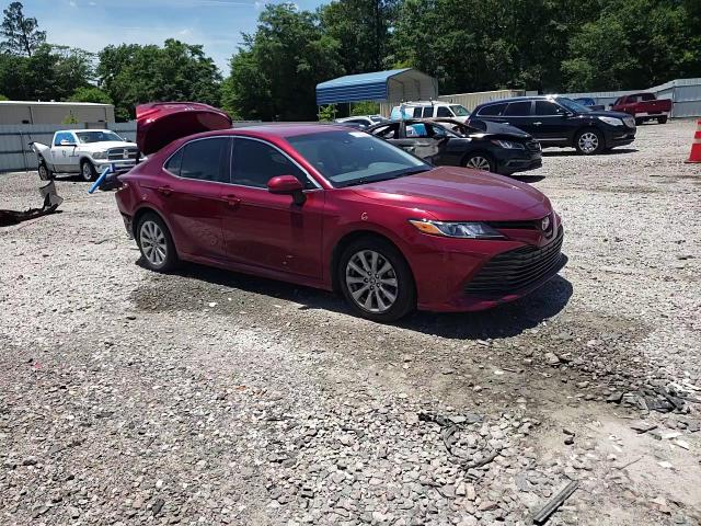 4T1B11HK8JU635202 2018 Toyota Camry L