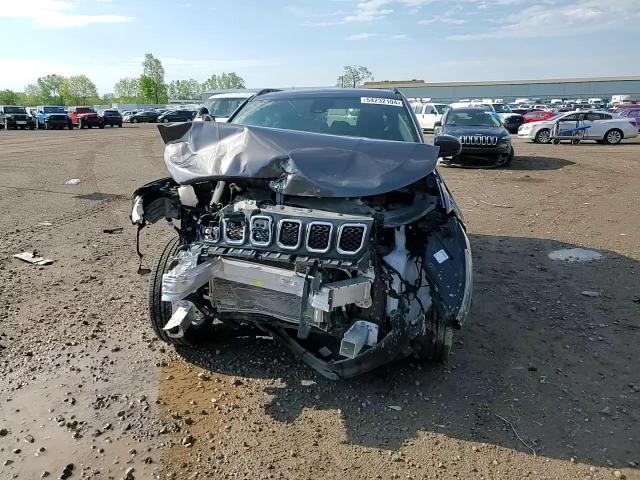 3C4NJDFN8PT529349 2023 Jeep Compass Latitude Lux