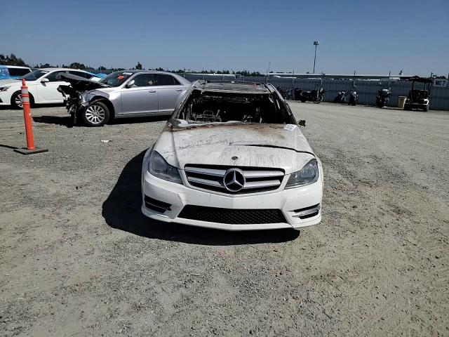 2012 Mercedes-Benz C 350 VIN: WDDGJ5HB9CF734822 Lot: 55951824