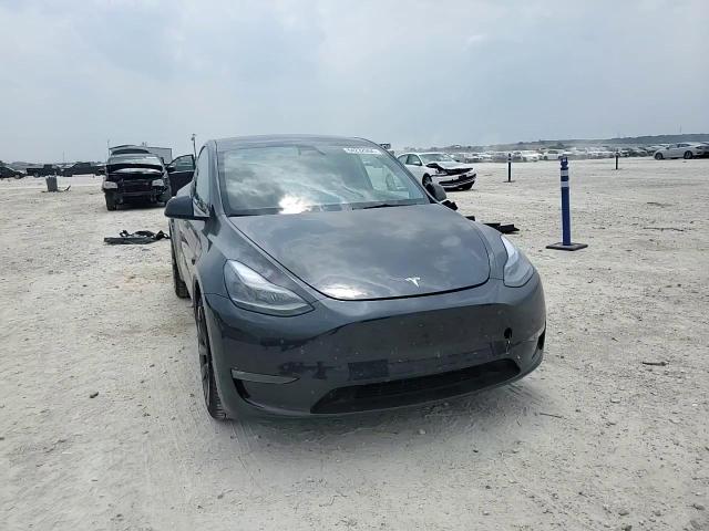 7SAYGDEF8RF037091 2024 Tesla Model Y