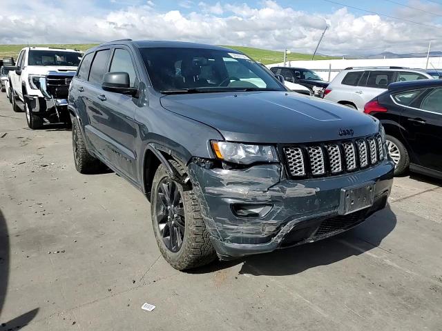 2017 Jeep Grand Cherokee Laredo VIN: 1C4RJFAG4HC733777 Lot: 58089404