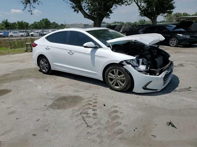 2017 Hyundai Elantra Se VIN: 5NPD84LF8HH137655 Lot: 56385134