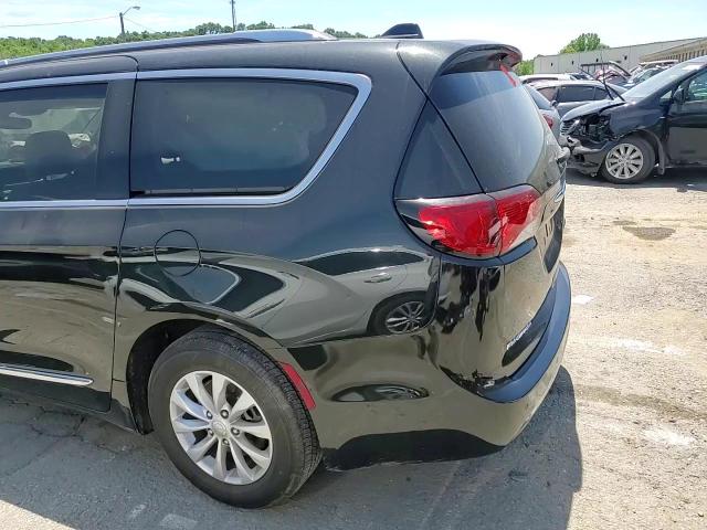 2019 Chrysler Pacifica Touring L VIN: 2C4RC1BG0KR681655 Lot: 54880294