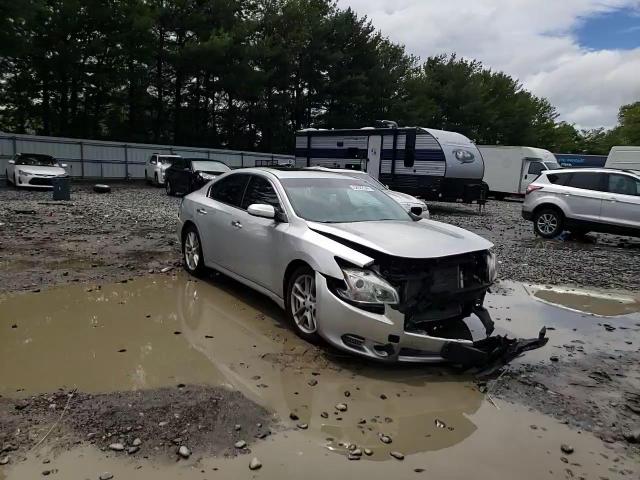 2010 Nissan Maxima - Image 11