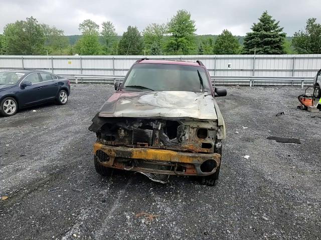 2005 Ford Explorer - Image 10