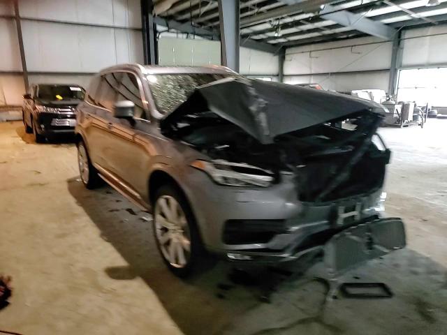 2017 Volvo Xc90 T6 VIN: YV4A22PL5H1146052 Lot: 55849554