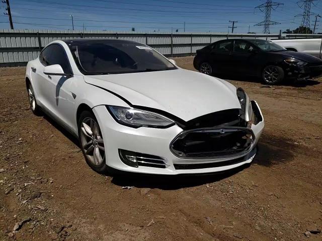 2013 Tesla Model S VIN: 5YJSA1CG7DFP16972 Lot: 56933394