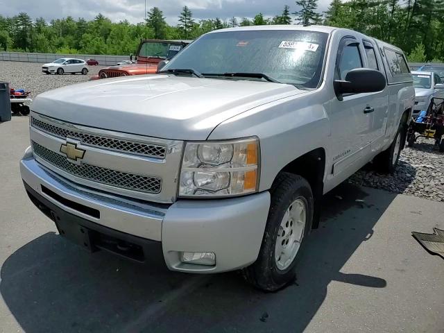 2011 Chevrolet Silverado - Image 11