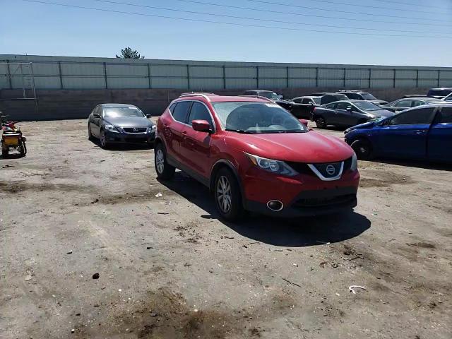 2018 Nissan Rogue - Image 12