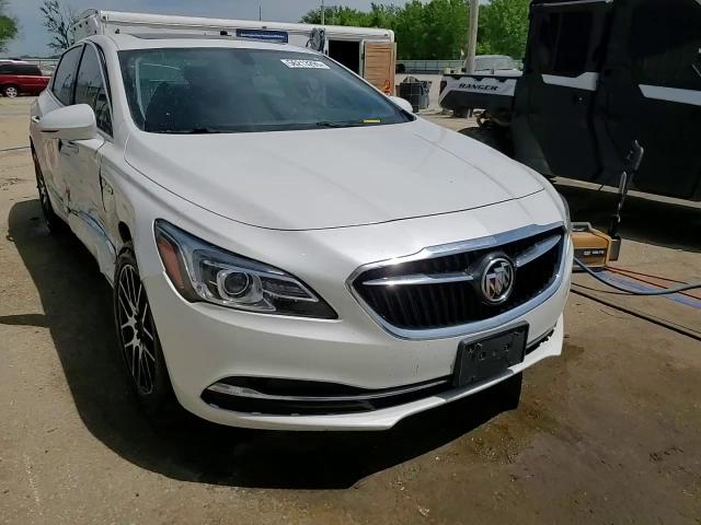 2018 Buick Lacrosse Essence VIN: 1G4ZP5SZ8JU136393 Lot: 56213295
