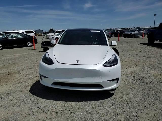 2024 Tesla Model Y VIN: 7SAYGDEF6RF089075 Lot: 57159915