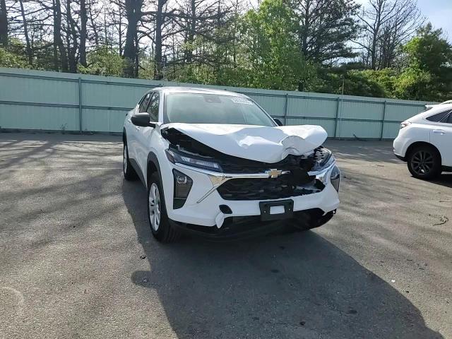 2025 Chevrolet Trax Ls VIN: KL77LFEP0SC001629 Lot: 58028465