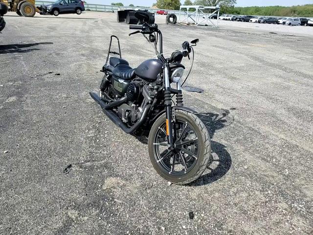 2016 Harley-Davidson Xl883 Iron 883 VIN: 1HD4LE219GC427633 Lot: 56738335