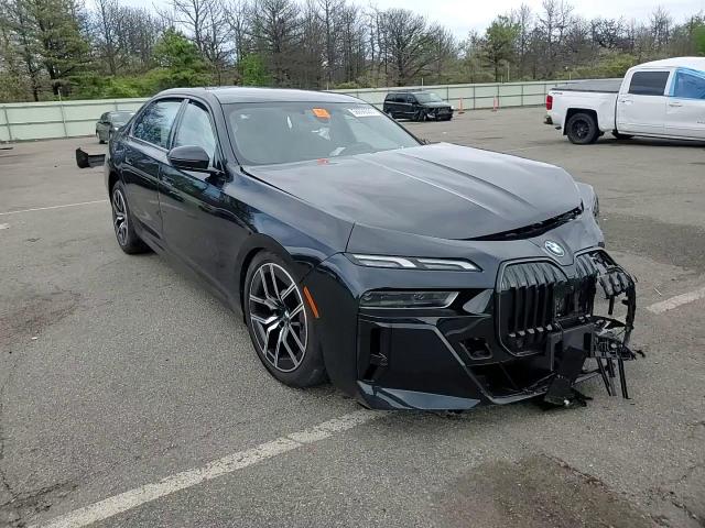 2024 BMW 740 Xi VIN: WBA33EH09RCR24113 Lot: 56699365