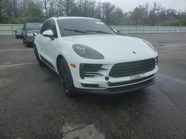 2019 Porsche Macan VIN: WP1AA2A54KLB04594 Lot: 57502195