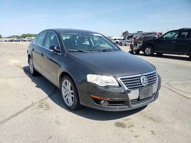 2008 Volkswagen Passat Lux VIN: WVWEK93C48E209038 Lot: 55167245