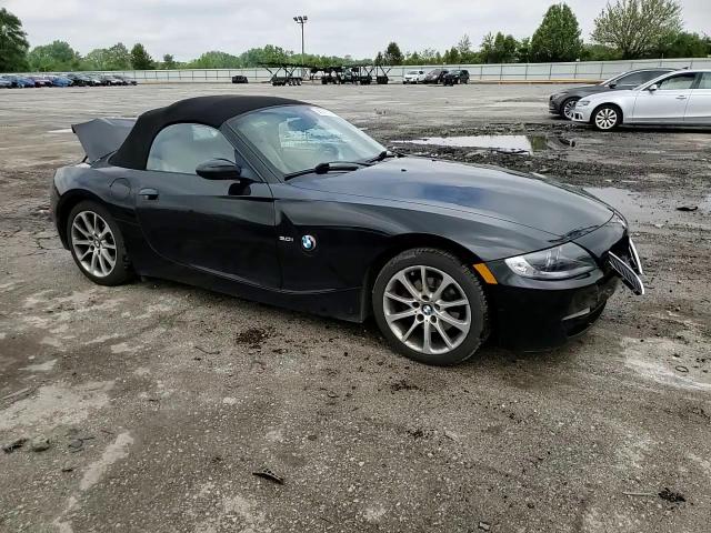 2007 BMW Z4 3.0 VIN: 4USBU33507LW60662 Lot: 58597015