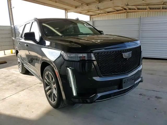 2021 Cadillac Escalade - Image 13