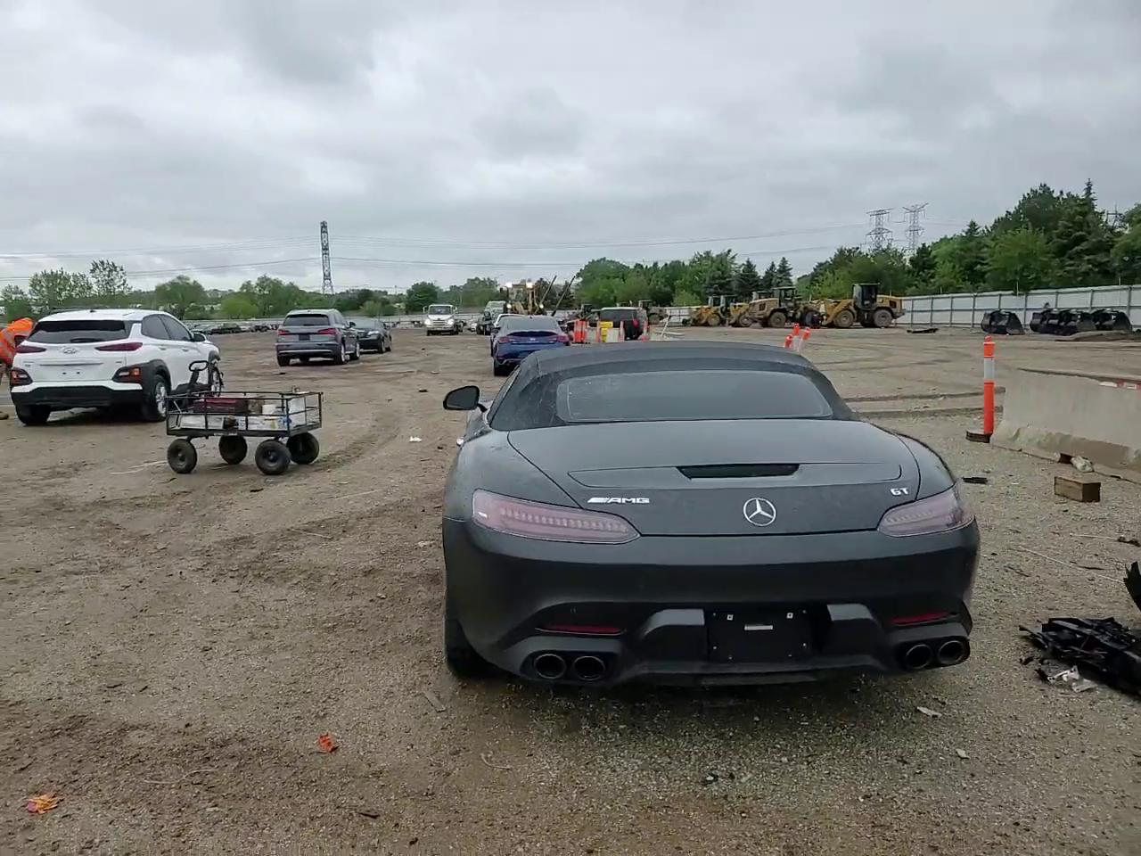 Фото: W1KYK8CA9MA042558