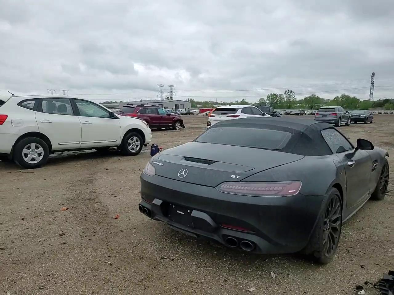 Фото: W1KYK8CA9MA042558