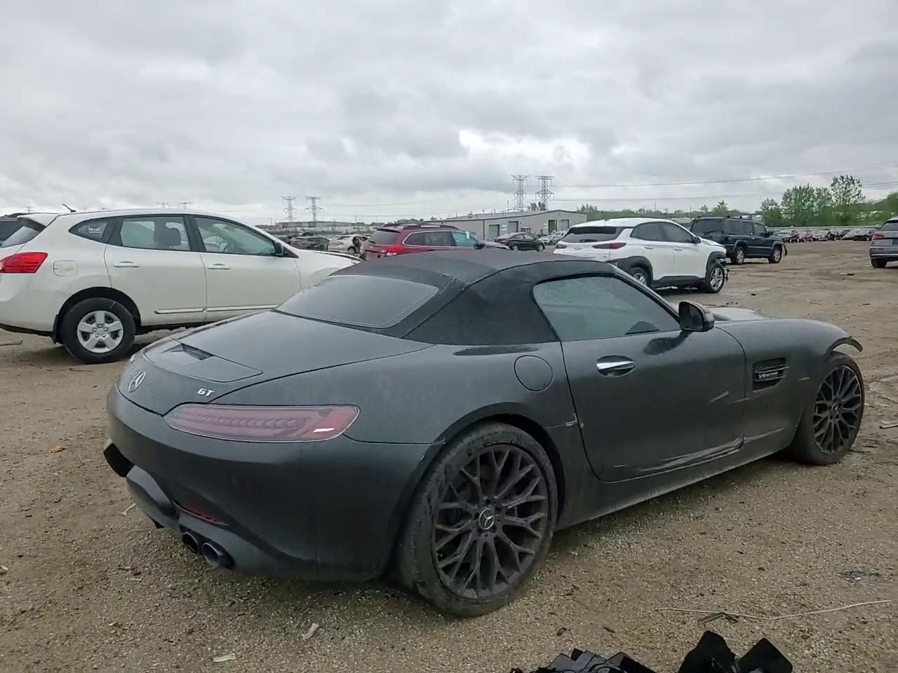 Фото: W1KYK8CA9MA042558