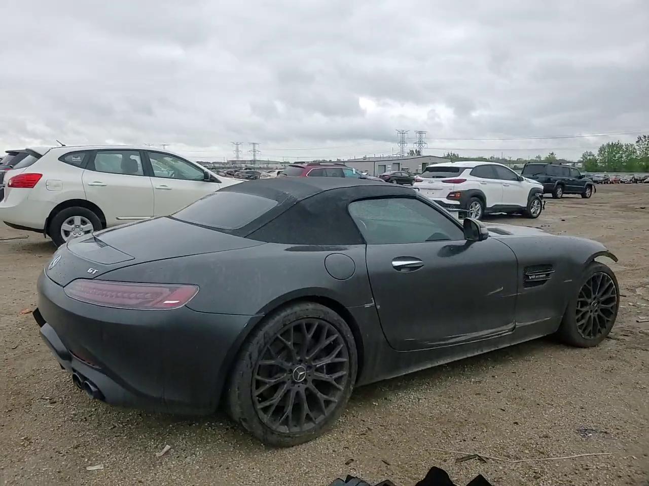 Фото: W1KYK8CA9MA042558