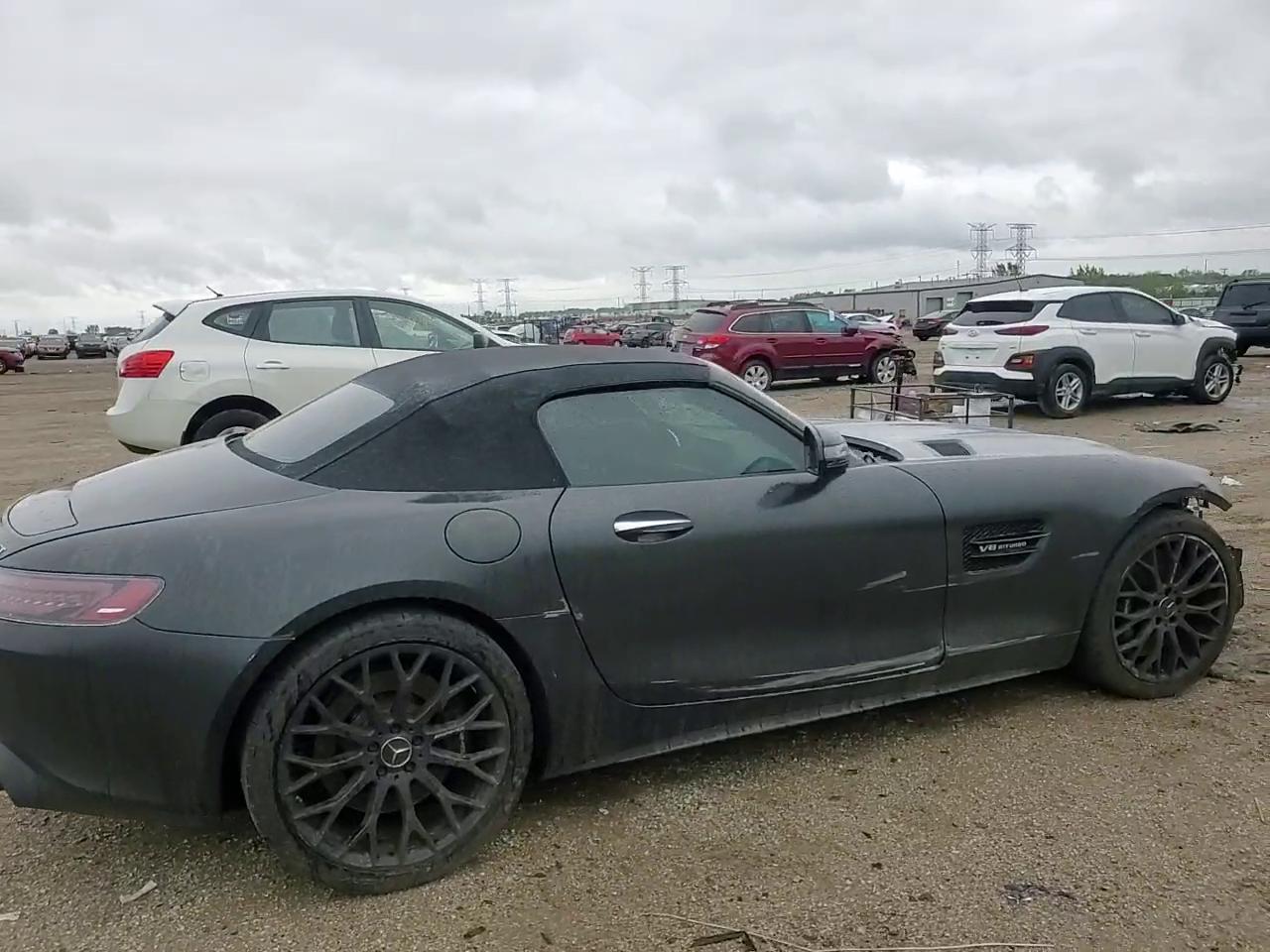 Фото: W1KYK8CA9MA042558