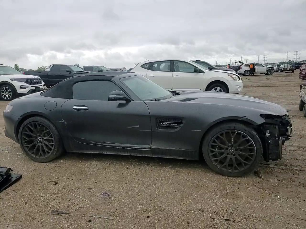 Фото: W1KYK8CA9MA042558