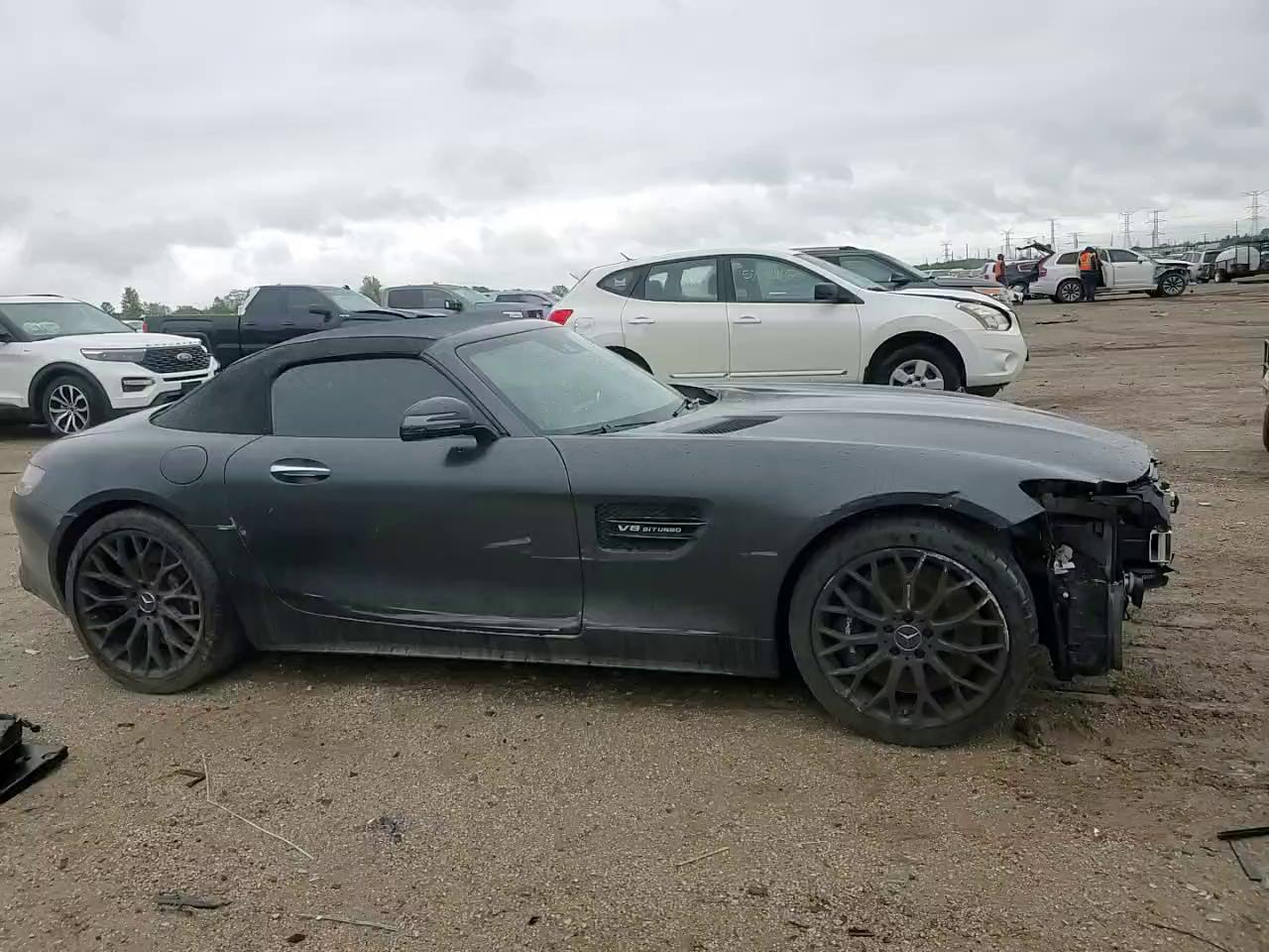 Фото: W1KYK8CA9MA042558