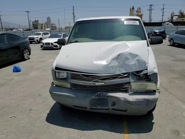 2005 Chevrolet Astro VIN: 1GCDM19XX5B104227 Lot: 58025095