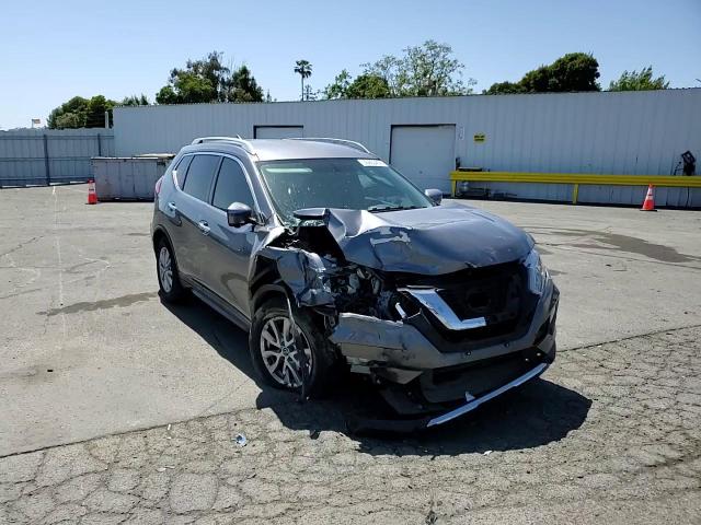2018 Nissan Rogue S VIN: KNMAT2MTXJP586369 Lot: 55853455