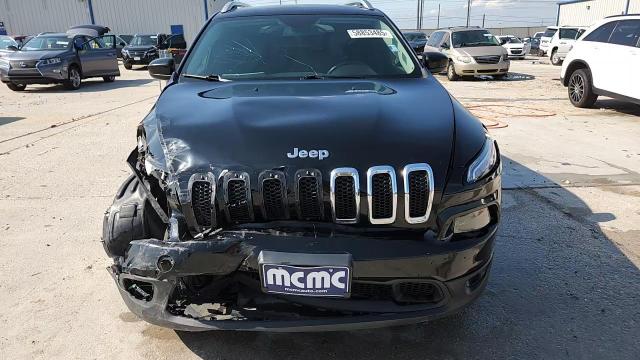 2017 Jeep Cherokee Latitude VIN: 1C4PJLCB4HD232163 Lot: 58853485