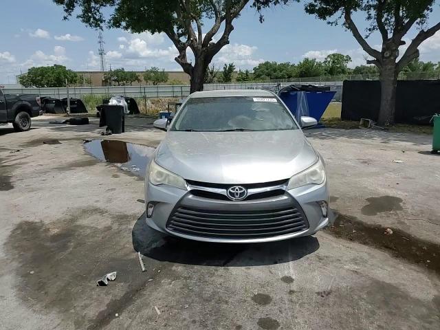 2017 Toyota Camry Le VIN: 4T1BF1FK4HU441197 Lot: 55821235