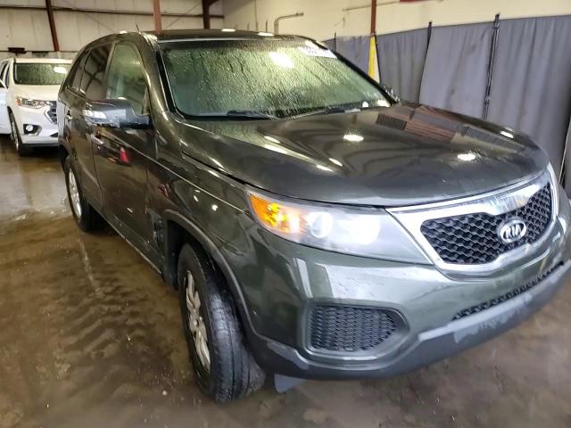 2012 Kia Sorento Base VIN: 5XYKT3A13CG193817 Lot: 56641145