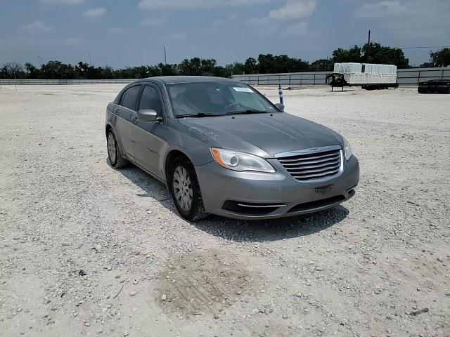 2013 Chrysler 200 Lx VIN: 1C3CCBAB7DN588556 Lot: 58030345