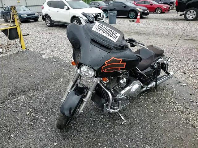 2018 Harley-Davidson Flhx Street Glide VIN: 1HD1KBC17JB682653 Lot: 58400085
