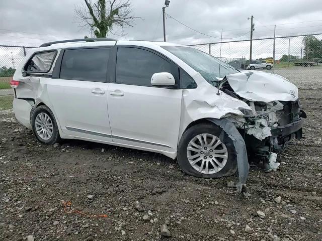 2013 Toyota Sienna Xle VIN: 5TDYK3DC9DS374063 Lot: 57993135