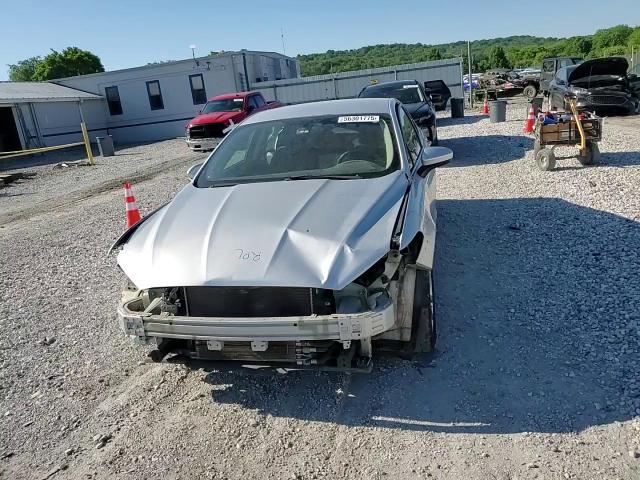 2017 Ford Fusion Se Hybrid VIN: 3FA6P0LU6HR266127 Lot: 56301775