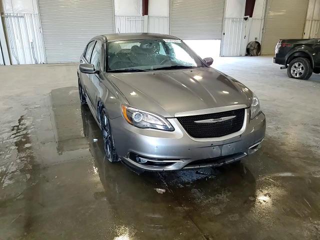 2013 Chrysler 200 Limited VIN: 1C3CCBCG8DN719616 Lot: 57047535