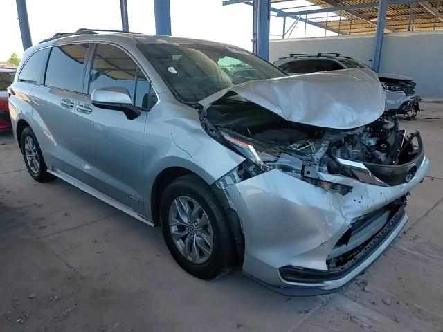 2021 Toyota Sienna Le VIN: 5TDBRKEC3MS068342 Lot: 55518505