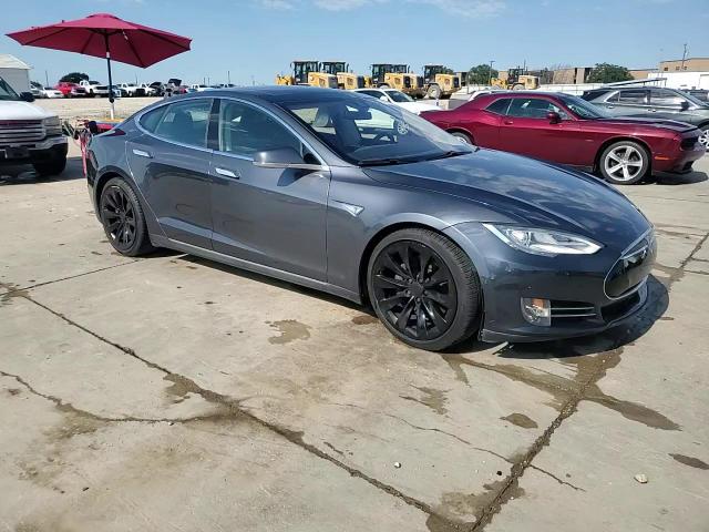 2015 Tesla Model S 85D VIN: 5YJSA1H24FF080141 Lot: 56708125