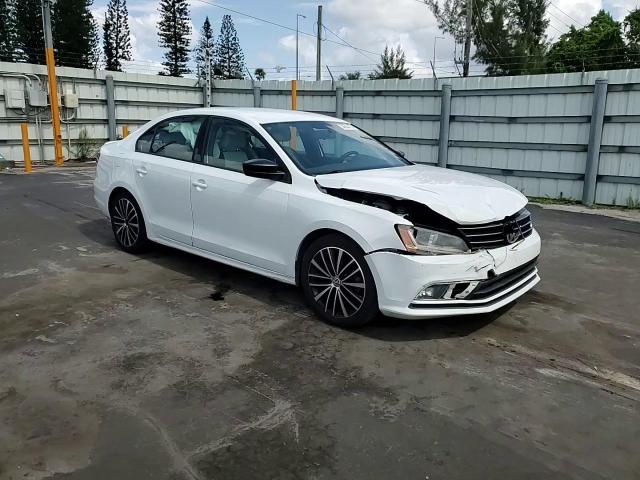 2017 Volkswagen Jetta Sport VIN: 3VWD17AJ6HM354058 Lot: 58650755