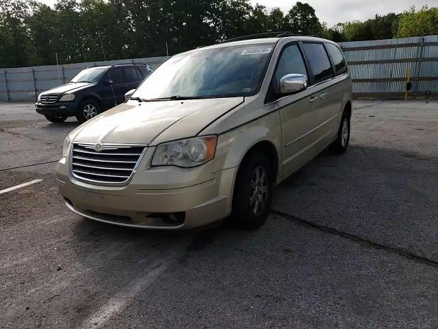 2010 Chrysler Town & Country Touring Plus VIN: 2A4RR8D13AR405625 Lot: 56586295
