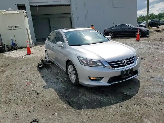 2015 Honda Accord Ex VIN: 1HGCR2F70FA181978 Lot: 57093245