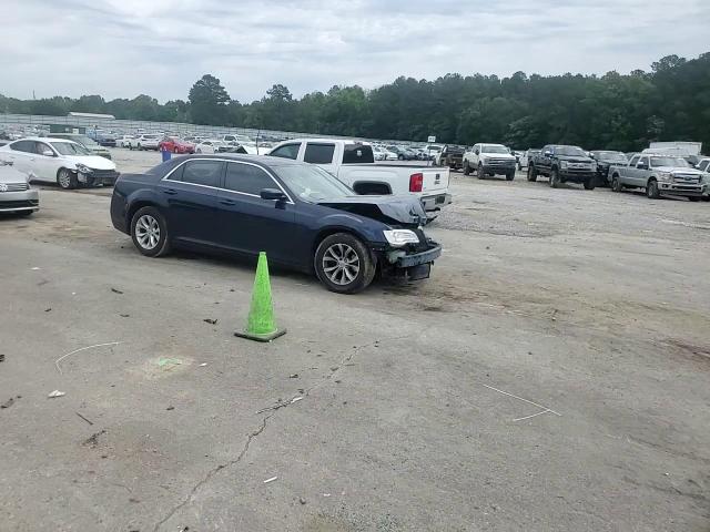 2016 Chrysler 300 Limited VIN: 2C3CCAAG9GH141262 Lot: 57250965