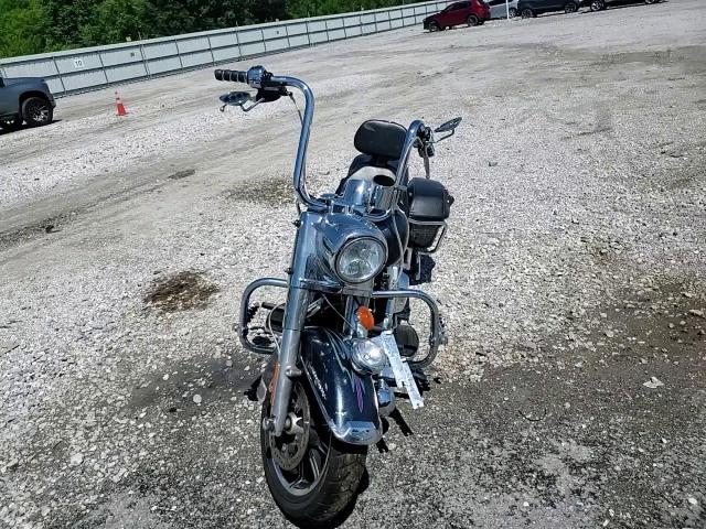 2015 Harley-Davidson Flhr Road King VIN: 1HD1FBM13FB618748 Lot: 56554575